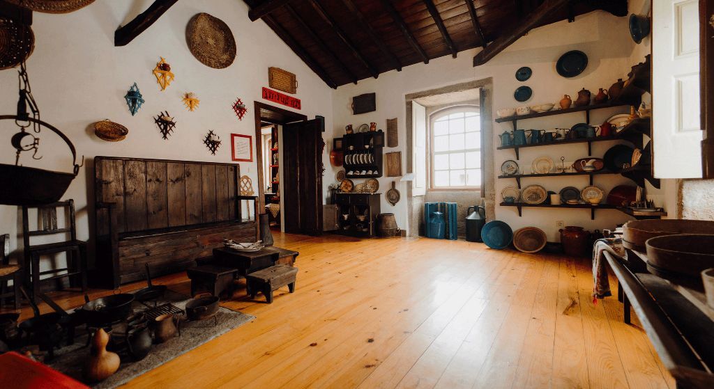 museu etnogr&aacute;fico de trev&otilde;es